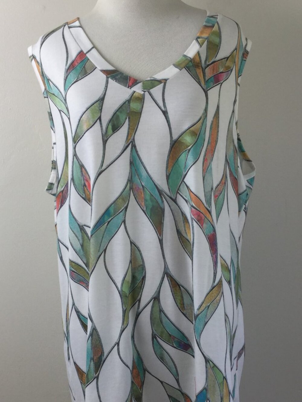 Sleeveless Top xl - Picture 5 of 5